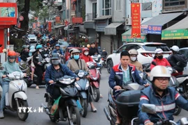 Không khí Hà Nội ở mức không lành mạnh. (Ảnh: Hoàng Hiếu/TTXVN)