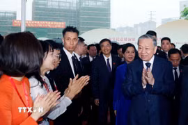 Tổng Bí thư, Chủ tịch nước Tô Lâm dự Lễ khai mạc và phát biểu tại Liên hoan nhân dân biên giới Việt-Trung. (Ảnh: Thống Nhất/TTXVN)