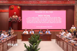 Hội nghị lấy ý kiến góp ý vào dự thảo Văn kiện Đại hội lần thứ XVIII Đảng bộ thành phố Hà Nội, nhiệm kỳ 2025-2030. (Ảnh: Văn Điệp/TTXVN)