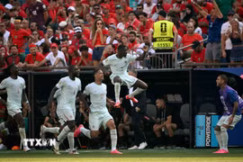 Pháp trở thành đội đầu tiên tiến vào bán kết World Cup 2026. (Ảnh: AFP/TTXVN)