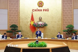 Thủ tướng Phạm Minh Chính chủ trì phiên họp Chính phủ thường kỳ tháng 11/2025. (Ảnh: Dương Giang/TTXVN)