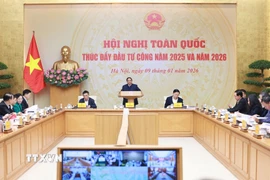 Thủ tướng Phạm Minh Chính chủ trì Hội nghị trực tuyến toàn quốc thúc đẩy đầu tư công năm 2025 và năm 2026. (Ảnh: Dương Giang/TTXVN)