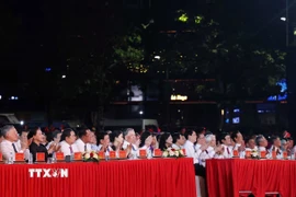 Tổng Bí thư Tô Lâm và các đại biểu dự chương trình. (Ảnh: Thống Nhất/TTXVN)