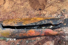 Quả bom được xử lý thành công. (Ảnh: TTXVN phát)