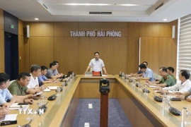 Hải Phòng họp khẩn triển khai phòng chống bão số 11 (bão Matmo). (Ảnh: Hoàng Ngọc/TTXVN)