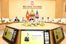 Đoàn Việt Nam tham dự Hội nghị do Thứ trưởng Bộ Công Thương Nguyễn Hoàng Long làm Trưởng đoàn. (Nguồn: Báo Công Thương)