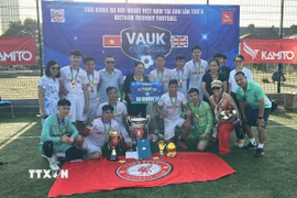Đội Viet Liv FC xuất sắc giành chức vô địch Giải VAUK Cup 2025. (Ảnh: Phong Hà/TTXVN)