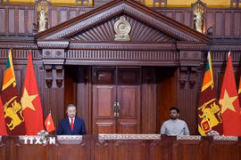 Tổng Bí thư, Chủ tịch nước Tô Lâm và Tổng thống Anura Kumara Dissanayake gặp gỡ báo chí nhân thăm chuyến cấp Nhà nước Sri Lanka. (Ảnh: Thống Nhất/TTXVN)