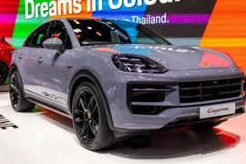 Porsche triệu hồi hơn 173.000 xe tại Mỹ do lỗi camera lùi.