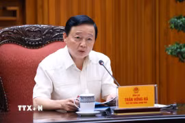 Phó Thủ tướng Trần Hồng Hà phát biểu chỉ đạo cuộc họp. (Ảnh: Văn Điệp/TTXVN)