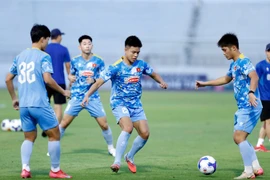 U22 Việt Nam tích cực tập luyện chuẩn bị cho SEA Games 33. (Nguồn: VFF)