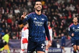 Merino tỏa sáng giúp Arsenal chiến thắng.