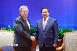 Thủ tướng Phạm Minh Chính gặp Tổng Thư ký Liên hợp quốc António Guterres. (Ảnh: Dương Giang/TTXVN)