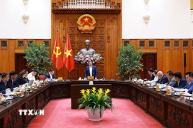 Thủ tướng Phạm Minh Chính chủ trì họp Tổ công tác bảo đảm an ninh năng lượng. (Ảnh: Dương Giang/TTXVN)