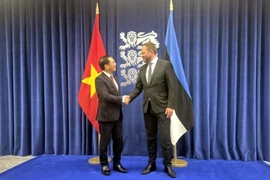 Phó Thủ tướng, Bộ trưởng Ngoại giao Bùi Thanh Sơn gặp Bộ trưởng Ngoại giao Estonia Margus Tsahkna.