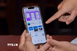 100% thôn, làng ở Quảng Ngãi có sóng điện thoại và Internet. (Ảnh minh họa: Phan Phương/TTXVN)