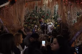 Người dân ở Bethlehem ở khu Bờ Tây đón Giáng sinh. (Nguồn: AP)