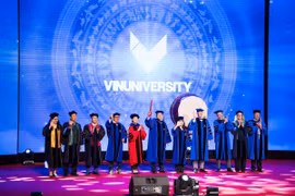 VinUni khai giảng khóa 6, ra mắt tân hiệu trường và dàn lãnh đạo tinh hoa.