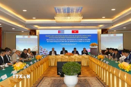 Quang cảnh buổi gặp gỡ giữa Chủ tịch Quốc hội Cuba Esteban Lazo Hernandez với doanh nghiệp Thành phố Hồ Chí Minh. (Ảnh: Thanh Vũ/TTXVN)