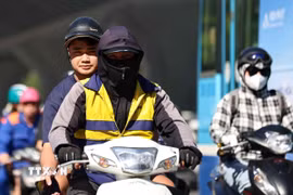 Nhiều khu vực trên cả nước tiếp tục chịu ảnh hưởng của nắng nóng. (Ảnh: Thanh Tùng/TTXVN)
