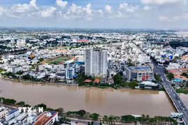 Phường Long Xuyên được định hướng trở thành trung tâm kinh tế-dịch vụ hiện đại của tỉnh An Giang. (Ảnh: Thanh Sang/TTXVN)
