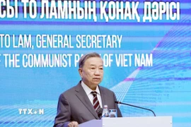 Tổng Bí thư Tô Lâm phát biểu về chính sách tại Học viện Hành chính Công trực thuộc Tổng thống Kazakhstan. (Ảnh: Thống Nhất/TTXVN)