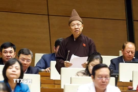 Hòa thượng Thích Thanh Quyết, Đại biểu Quốc hội tỉnh Quảng Ninh phát biểu. (Ảnh: Doãn Tấn/TTXVN)