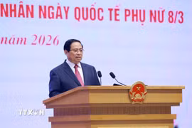 Thủ tướng Phạm Minh Chính phát biểu tại buổi gặp mặt đại diện nữ lãnh đạo, quản lý các cơ quan trung ương và trao Giải thưởng Kovalevskaia năm 2025. (Ảnh: Dương Giang/TTXVN)