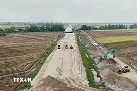 Điều chỉnh kế hoạch đầu tư công trung hạn giai đoạn 2021-2025.