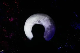 Nga lên kế hoạch xây dựng nhà máy điện trên Mặt Trăng.