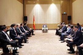 Tổng Bí thư Tô Lâm tiếp lãnh đạo một số doanh nghiệp tiêu biểu của Azerbaijan. (Ảnh: Thống Nhất/TTXVN)