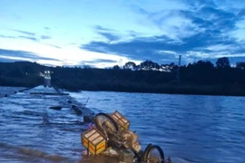 Tìm kiếm nạn nhân mất tích do lũ ở Quảng Ngãi