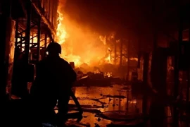 Vụ cháy làm ít nhất 20 người thiệt mạng. (Ảnh minh họa: Reuters)