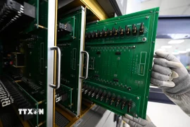 Kết nối giao thương Việt Nam-Singapore trong lĩnh vực điện tử, bán dẫn