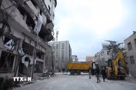 Tòa nhà tại Tehran, Iran bị hư hại sau các cuộc không kích của Mỹ-Israel. (Ảnh: THX/TTXVN)