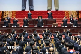 Nhà lãnh đạo Triều Tiên Kim Jong Un (thứ 4, trái) tại kỳ họp thứ nhất của Quốc hội tại Bình Nhưỡng, ngày 22/3/2026. (Ảnh: Yonhap/TTXVN)