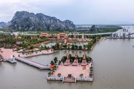 Toàn cảnh Khu Di tích Bạch Đằng Giang. (Ảnh: Hoàng Hiếu/TTXVN)