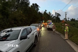 Quảng Ngãi: 'Huyết mạch' quốc lộ 24 lại tắc kéo dài do tai nạn giao thông