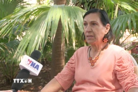 Bà Alicia Corredera, Vụ trưởng Vụ châu Á, Viện Hữu nghị Cuba với các Dân tộc (ICAP), trả lời phỏng vấn phóng viên TTXVN. (Ảnh: Việt Hùng/TTXVN)