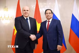 Thủ tướng Phạm Minh Chính hội đàm với Thủ tướng Liên bang Nga Mikhail Mishustin. (Ảnh: Dương Giang/TTXVN)