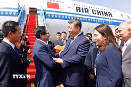 Thủ tướng Phạm Minh Chính chủ trì Lễ tiễn Tổng Bí thư, Chủ tịch nước Trung Quốc Tập Cận Bình tại Sân bay quốc tế Nội Bài. (Ảnh: Doãn Tấn/TTXVN)