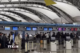 Sảnh làm thủ tục tại ga quốc tế của sân bay Kansai (tỉnh Osaka, Nhật Bản). (Ảnh minh họa: Phạm Tuân/TTXVN)