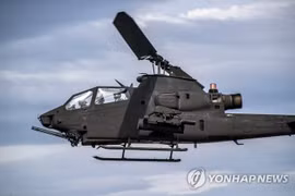 Một trực thăng cùng mẫu với chiếc bị rơi. (Nguồn: Yonhap)