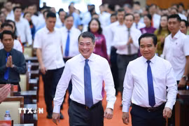 Thủ tướng Lê Minh Hưng đến chủ trì làm việc với Ban Thường vụ Thành ủy Thành phố Hồ Chí Minh. (Ảnh: Dương Giang/TTXVN)