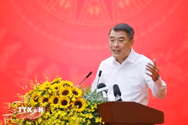 Thủ tướng Lê Minh Hưng kết luận buổi làm việc với Ban Thường vụ Thành ủy Thành phố Hồ Chí Minh. (Ảnh: Dương Giang/TTXVN)
