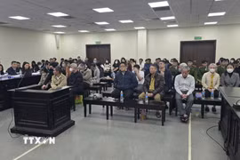 Các bị cáo tại phiên tranh luận. (Ảnh: Kim Anh/TTXVN)