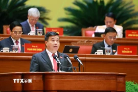 Đồng chí Y Thanh Hà Niê Kđăm, Ủy viên Trung ương Đảng, Bí thư Tỉnh ủy, Trưởng Đoàn đại biểu Quốc hội tỉnh Lâm Đồng, trình bày tham luận: “Củng cố hệ thống chính trị vùng đồng bào dân tộc thiểu số, tăng cường niềm tin của Nhân dân với Đảng.” (Ảnh: TTXVN)