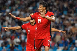 Singapore hướng đến chiến thắng, vượt qua Việt Nam trên bảng xếp hạng. (Nguồn: aseanutdfc)