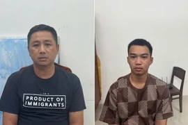 Hai đối tượng Tú và Lâm tại cơ quan Công an (từ trái qua). (Nguồn: Công an Lâm Đồng)