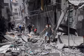Cảnh đổ nát do chiến sự tại Dải Gaza. (Ảnh: THX/TTXVN)